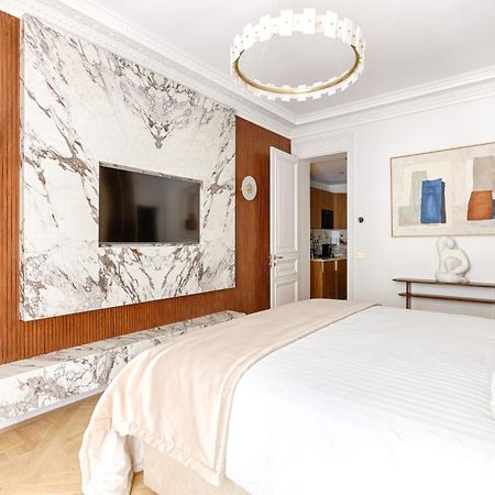 Elegant Luxury Apartment For 6 On Champs-Elysees Paris Exterior foto