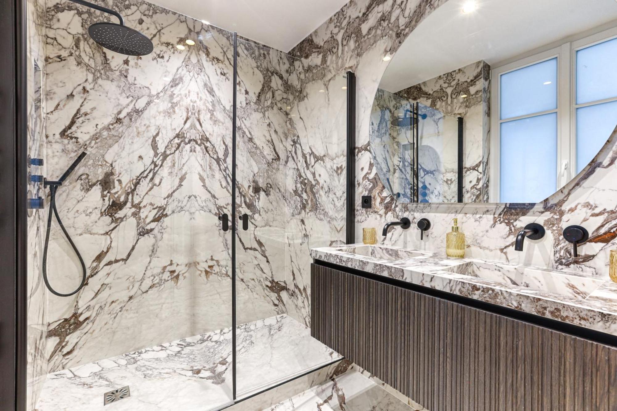 Elegant Luxury Apartment For 6 On Champs-Elysees Paris Exterior foto